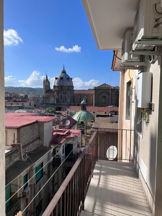 Medusa Duomo Guest House Napoli Ngoại thất bức ảnh